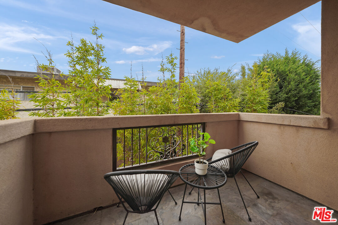 1845 Federal Ave Unit: 205