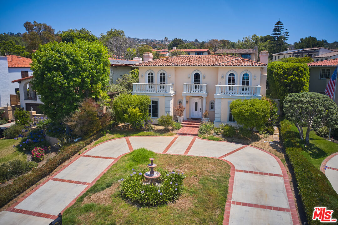 1744 Paseo Del Mar