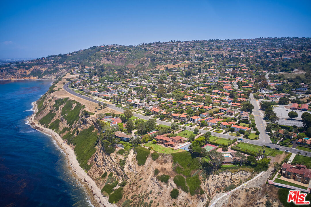 1744 Paseo Del Mar