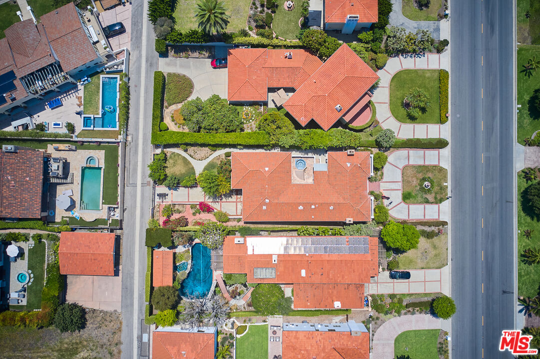 1744 Paseo Del Mar