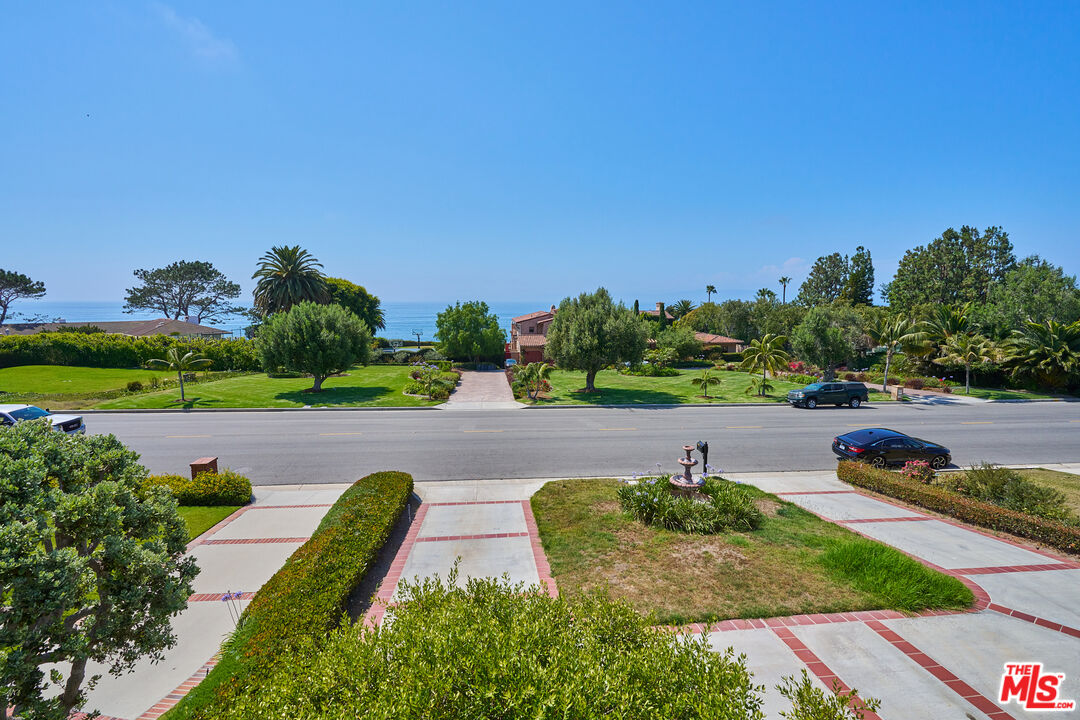 1744 Paseo Del Mar