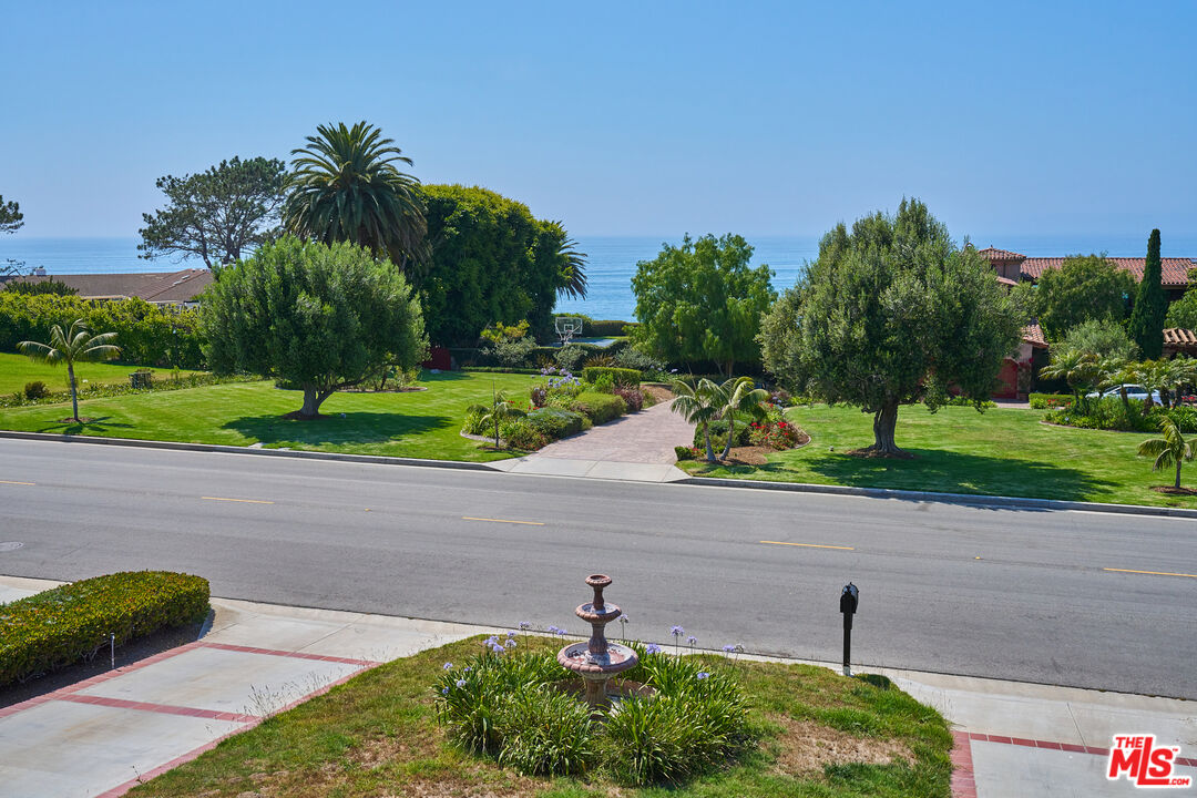 1744 Paseo Del Mar