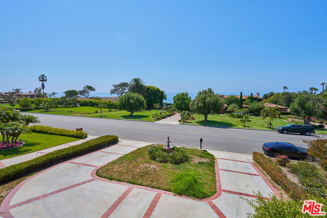 1744 Paseo Del Mar