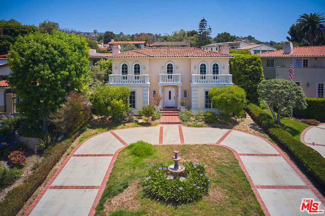 1744 Paseo Del Mar