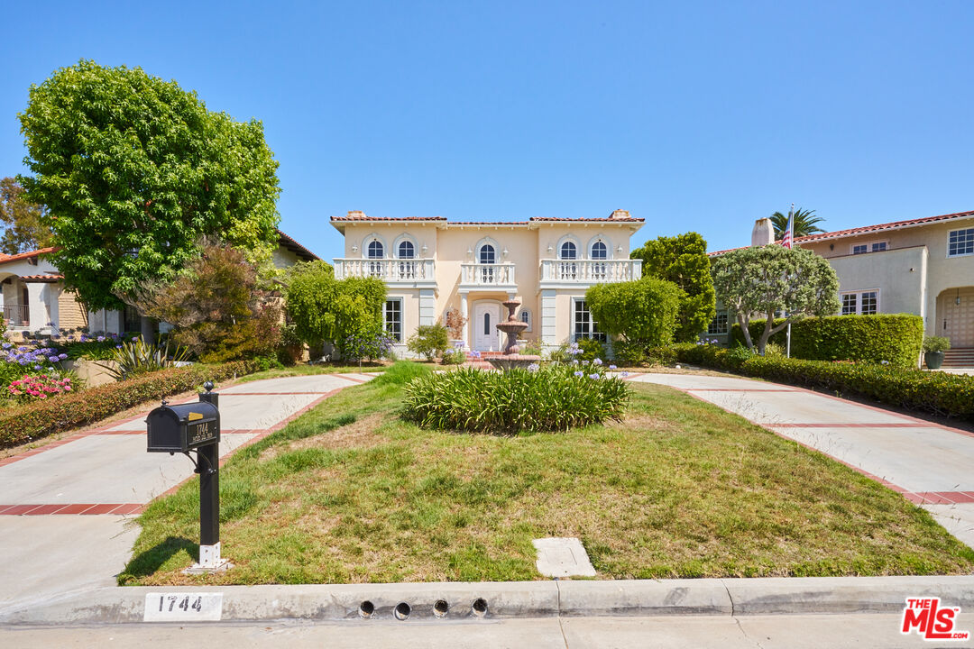 1744 Paseo Del Mar