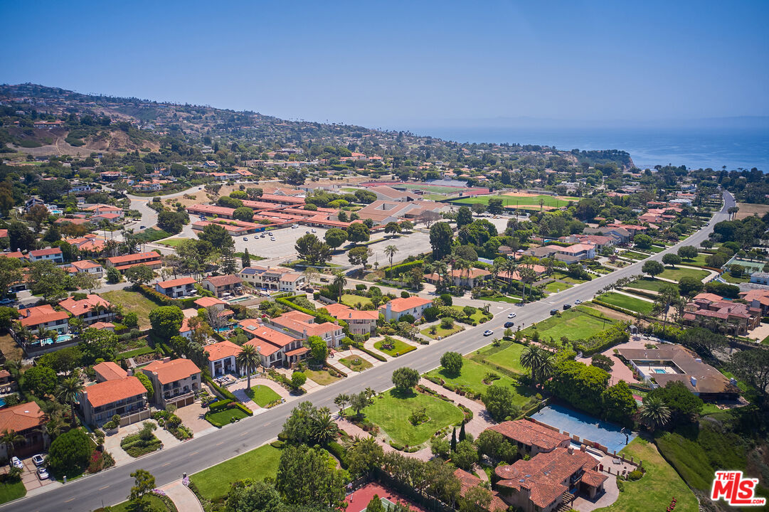 1744 Paseo Del Mar