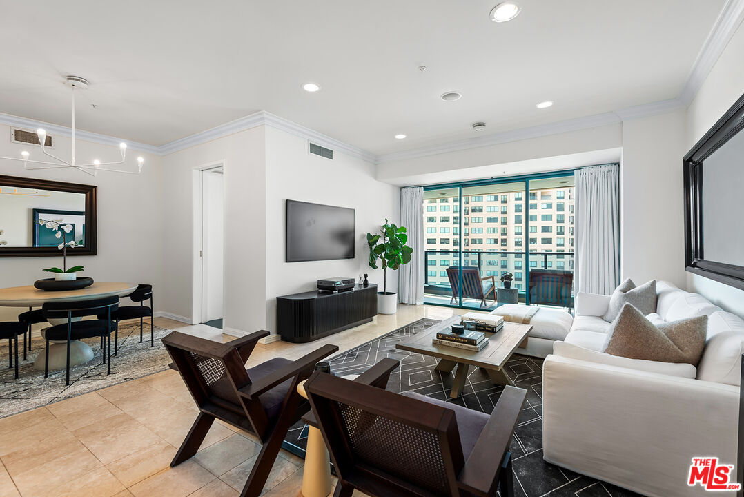 10490 Wilshire Blvd Unit: 802