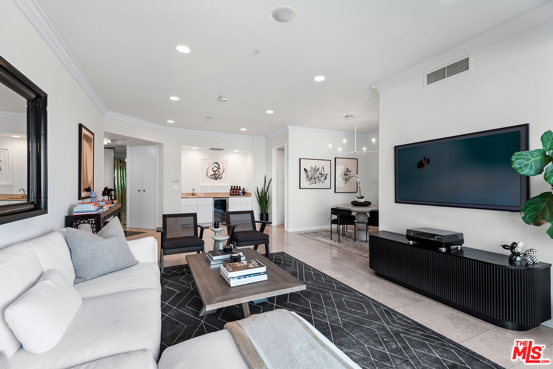 10490 Wilshire Blvd Unit: 802