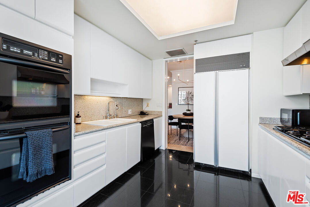 10490 Wilshire Blvd Unit: 802