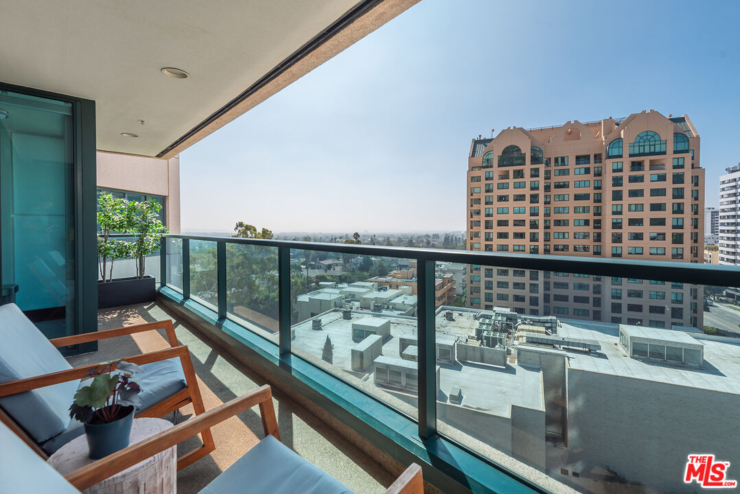 10490 Wilshire Blvd Unit: 802