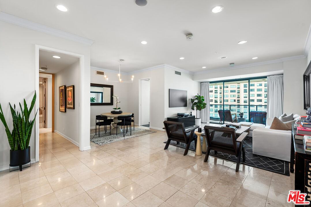10490 Wilshire Blvd Unit: 802
