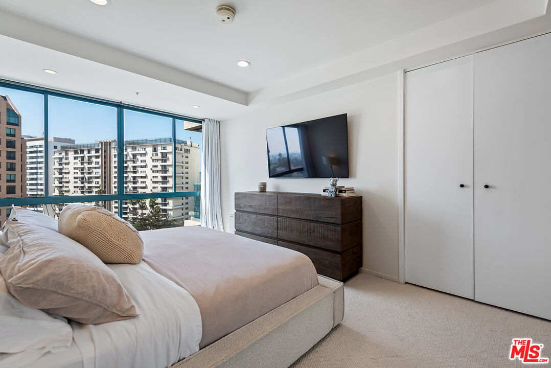 10490 Wilshire Blvd Unit: 802