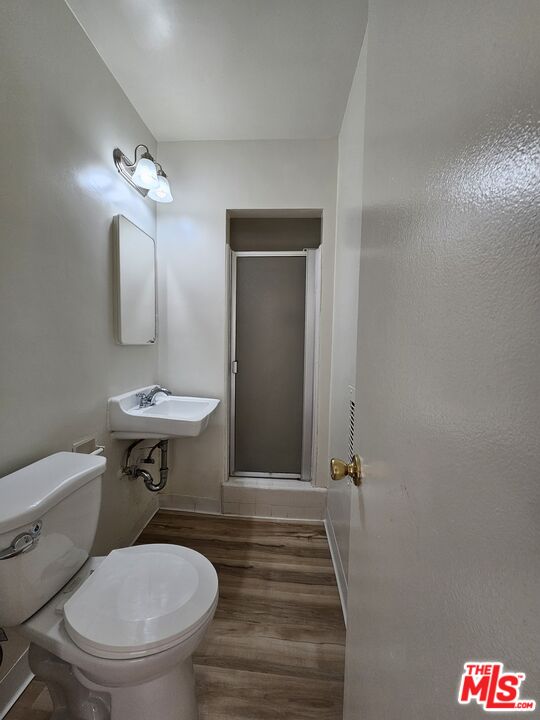 928 N Ogden Dr Unit: 1