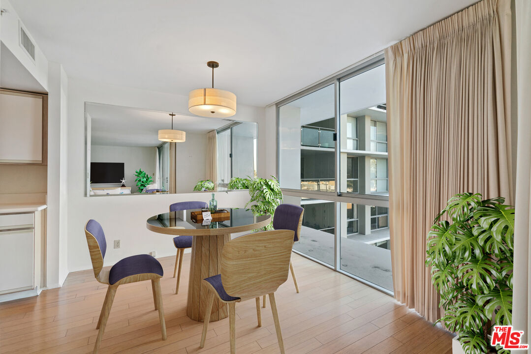 201 Ocean Ave Unit: 810B