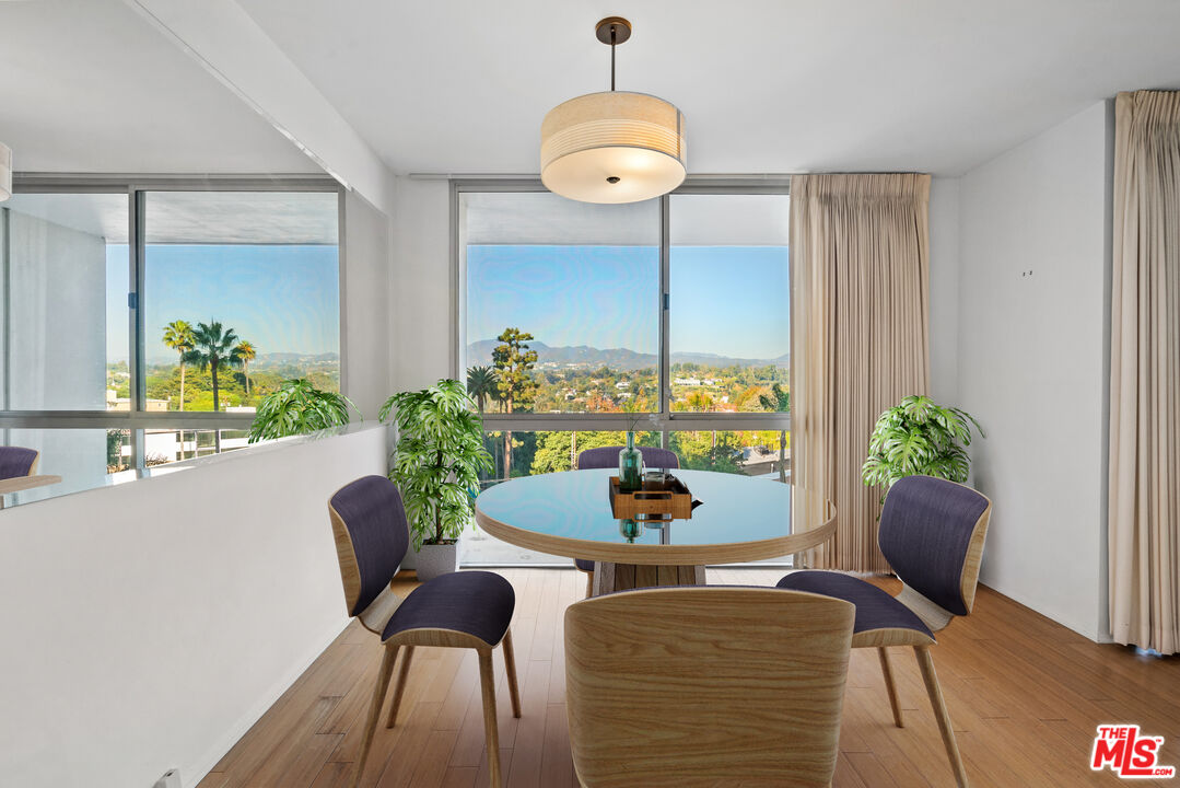 201 Ocean Ave Unit: 810B