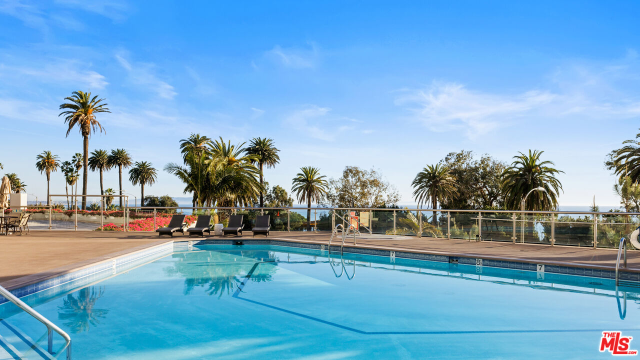 201 Ocean Ave Unit: 810B