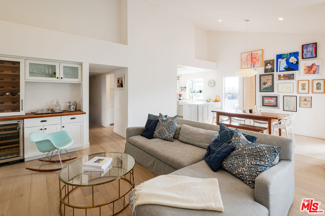 2222 5th St Unit: 302