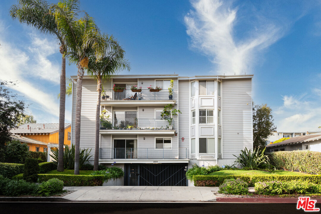 2222 5th St Unit: 302
