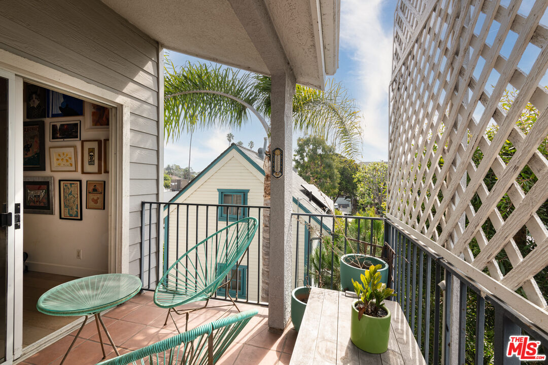 2222 5th St Unit: 302