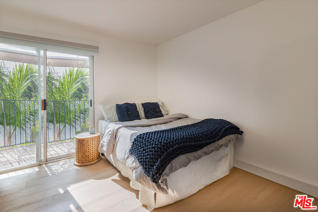 2222 5th St Unit: 302