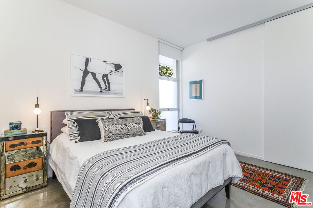 901 Hancock Ave Unit: 206