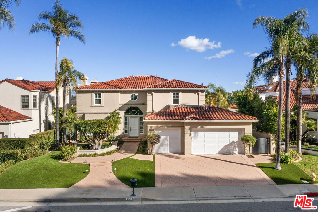 3724 Paseo Primario