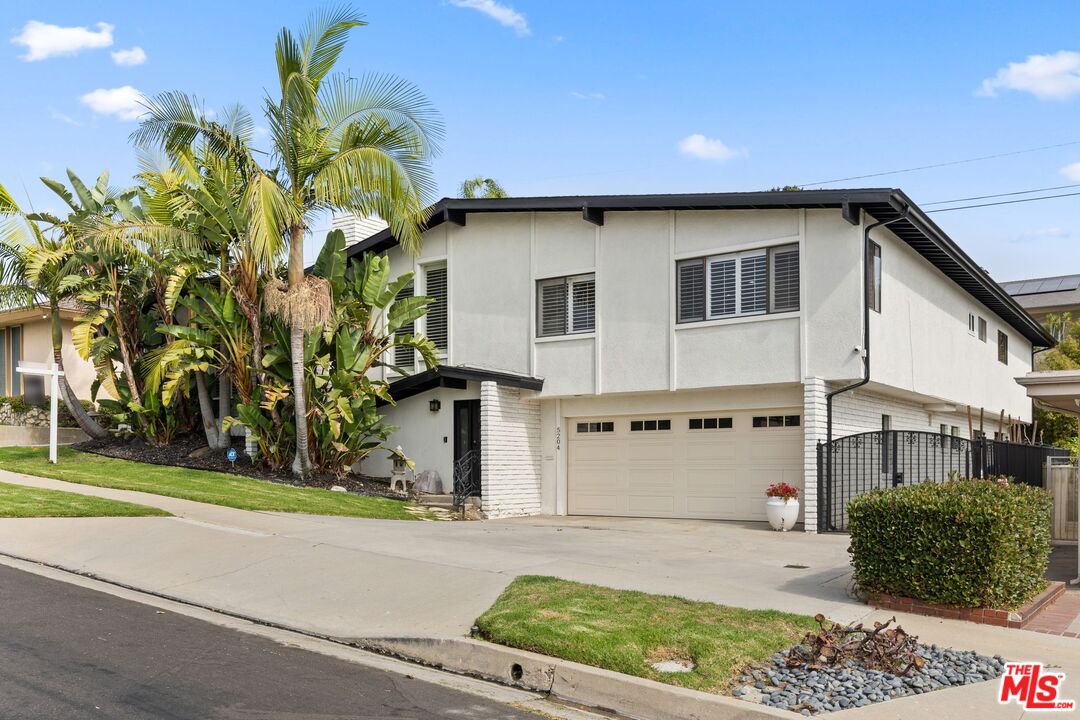 5204 Bedford Ave