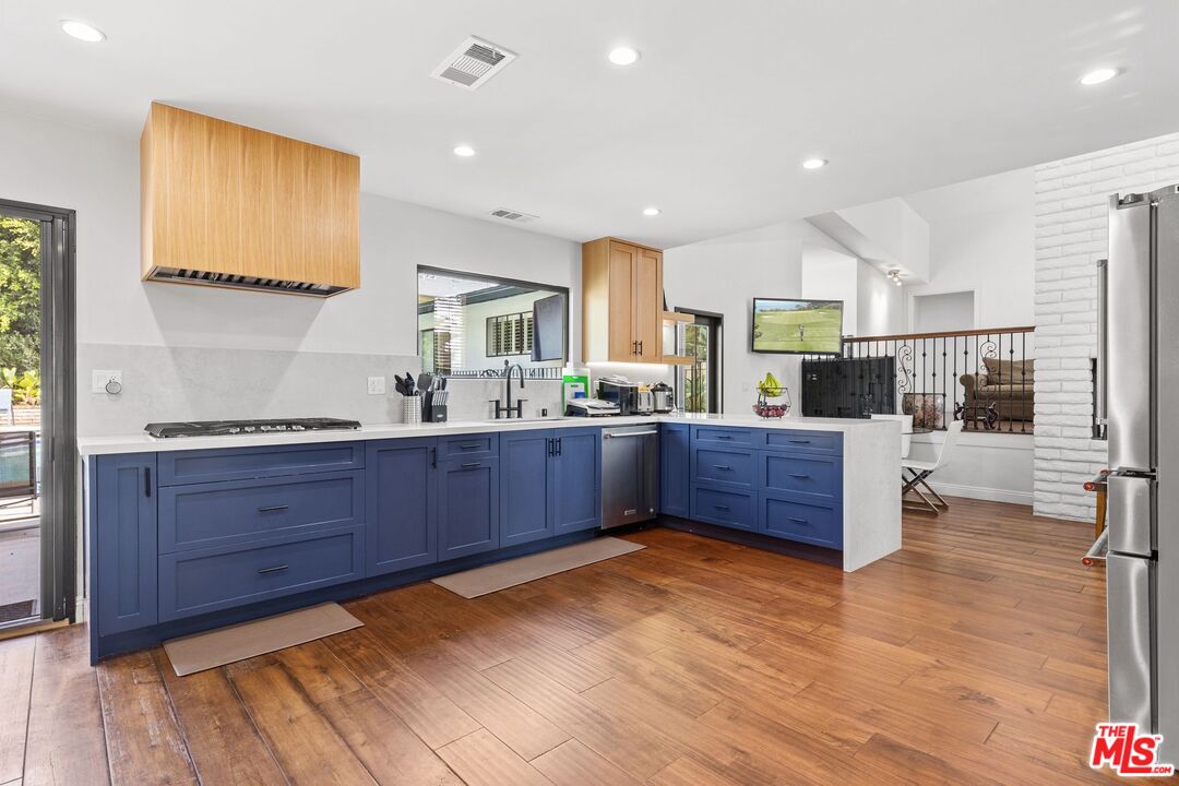 5204 Bedford Ave