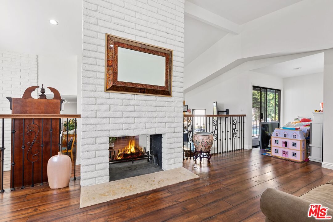 5204 Bedford Ave