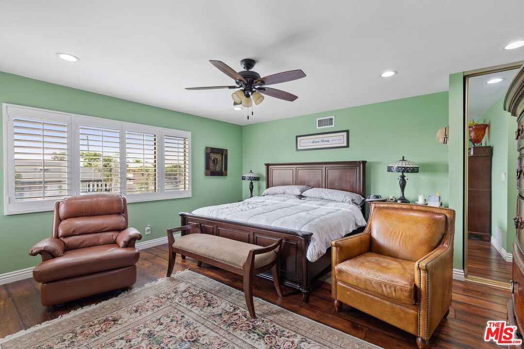 5204 Bedford Ave