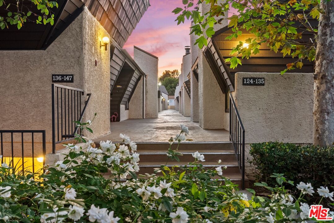 15050 Sherman Way Unit: 140
