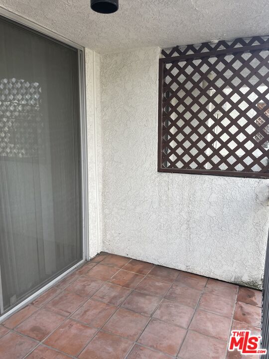 6151 Orange St Unit: 204