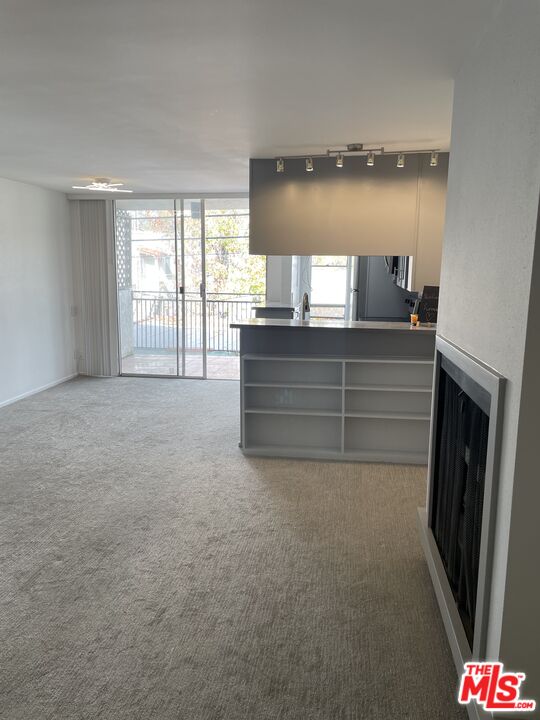 6151 Orange St Unit: 204