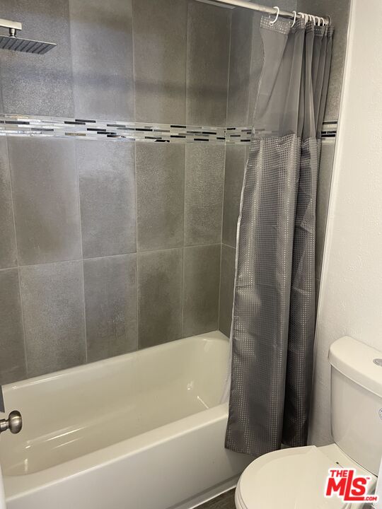 6151 Orange St Unit: 204