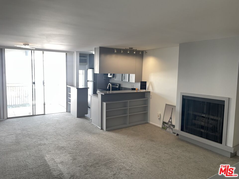 6151 Orange St Unit: 204
