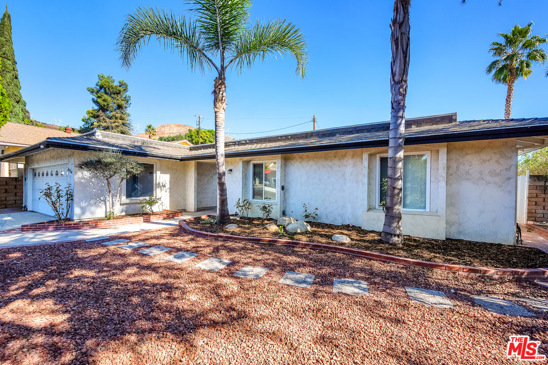 10314 Jimenez St