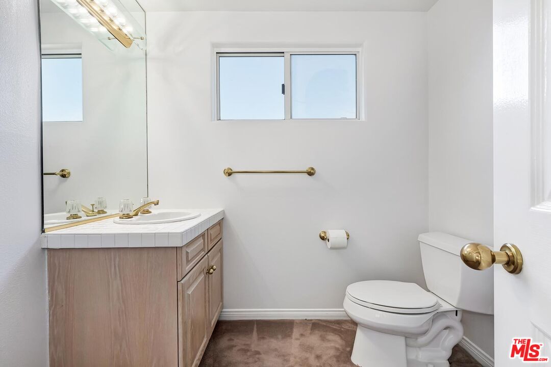 14290 Dickens St Unit: 303