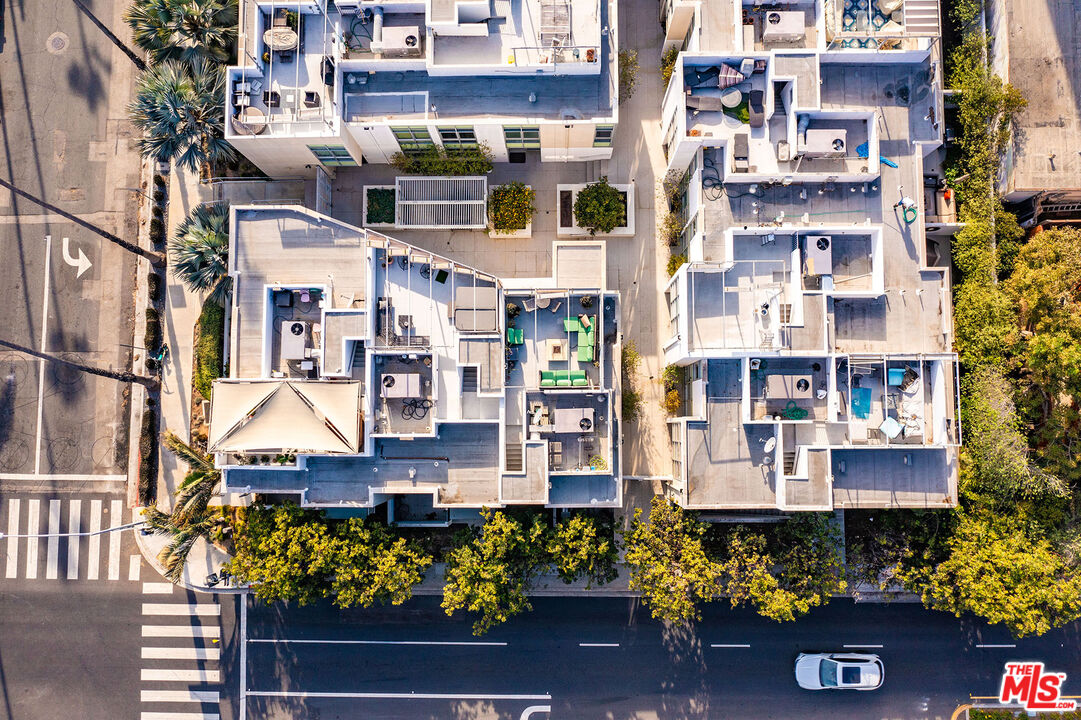 125 Pacific St Unit: 5