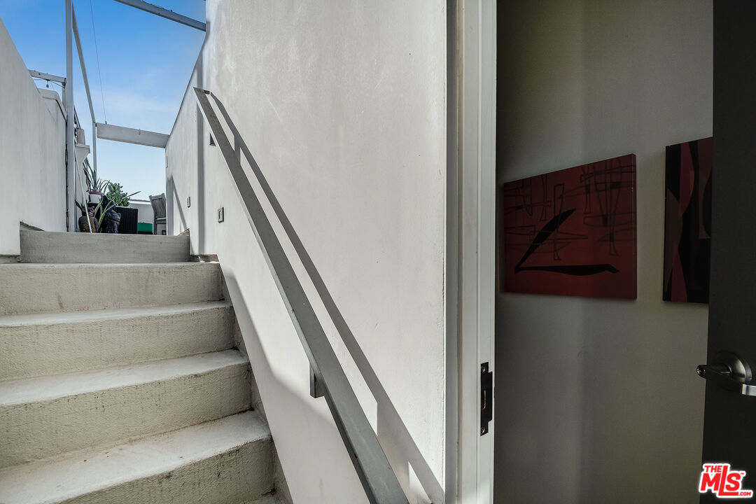 125 Pacific St Unit: 5