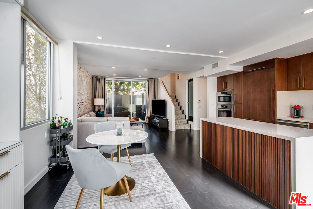 125 Pacific St Unit: 5