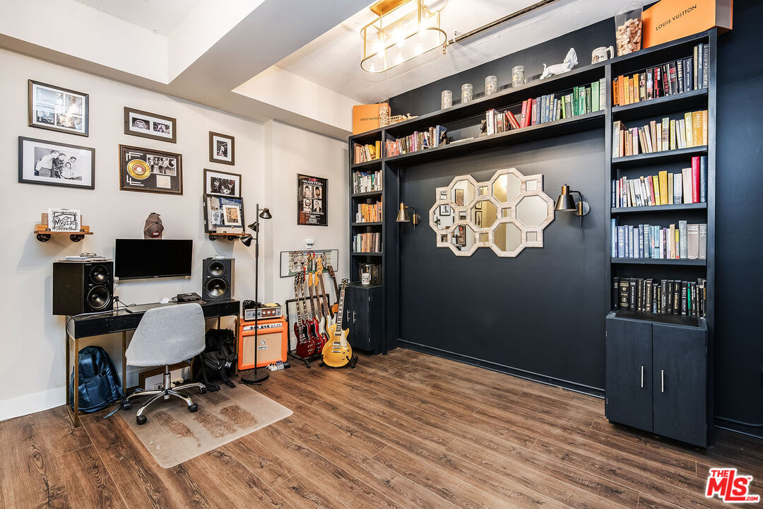 125 Pacific St Unit: 5