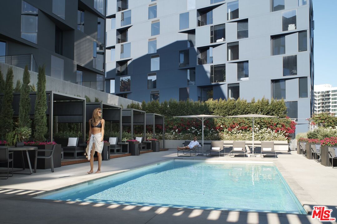 8500 W Sunset Unit: E801