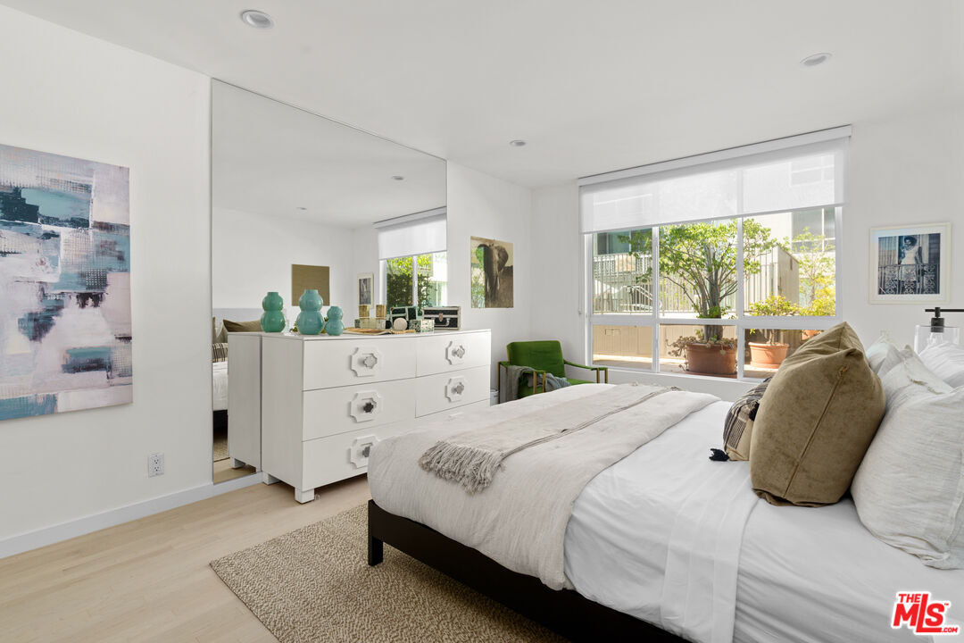 1745 Camino Palmero St Unit: 336