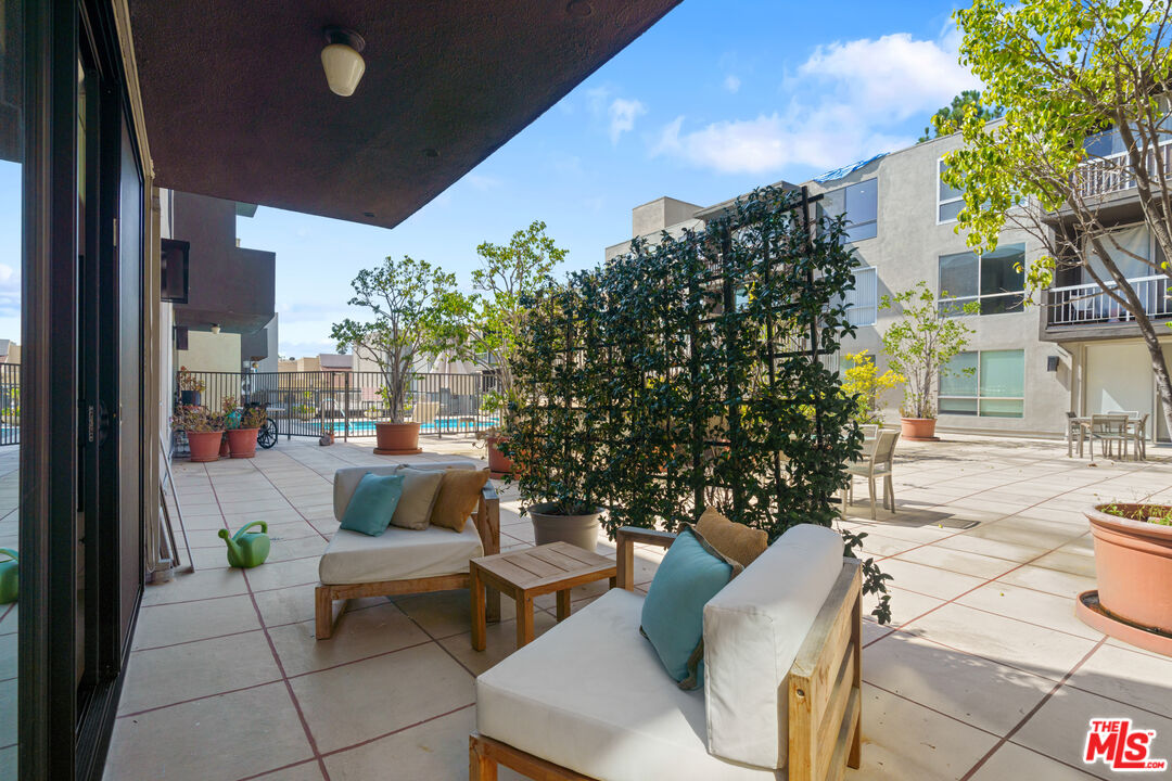 1745 Camino Palmero St Unit: 336