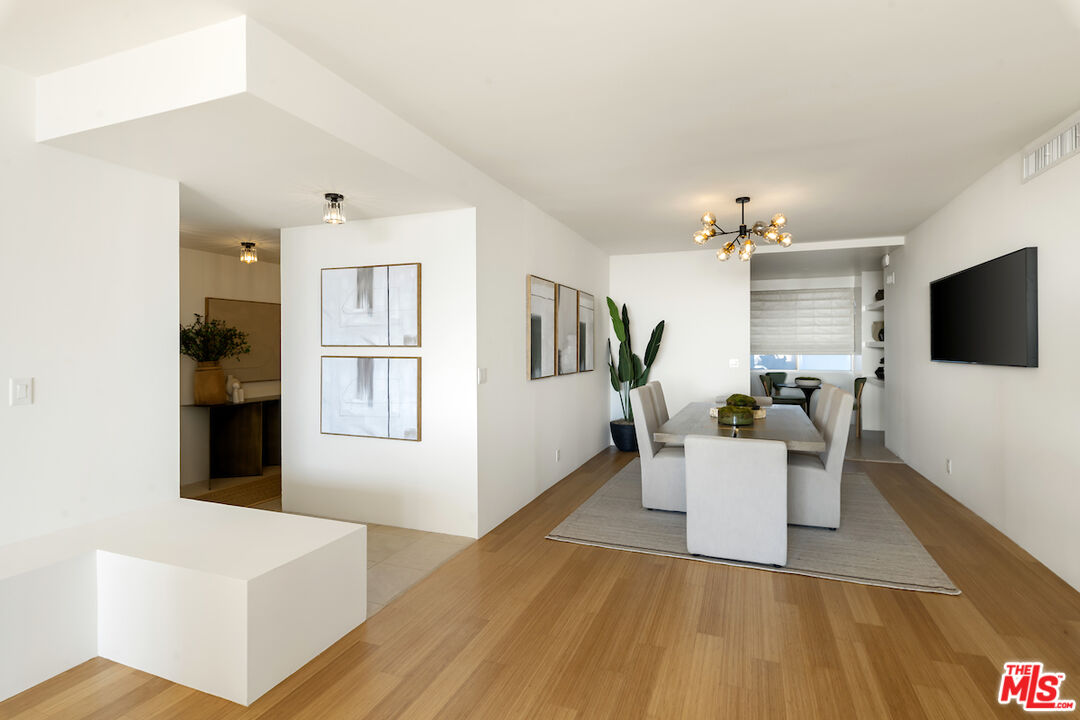 1100 Alta Loma Rd Unit: 705