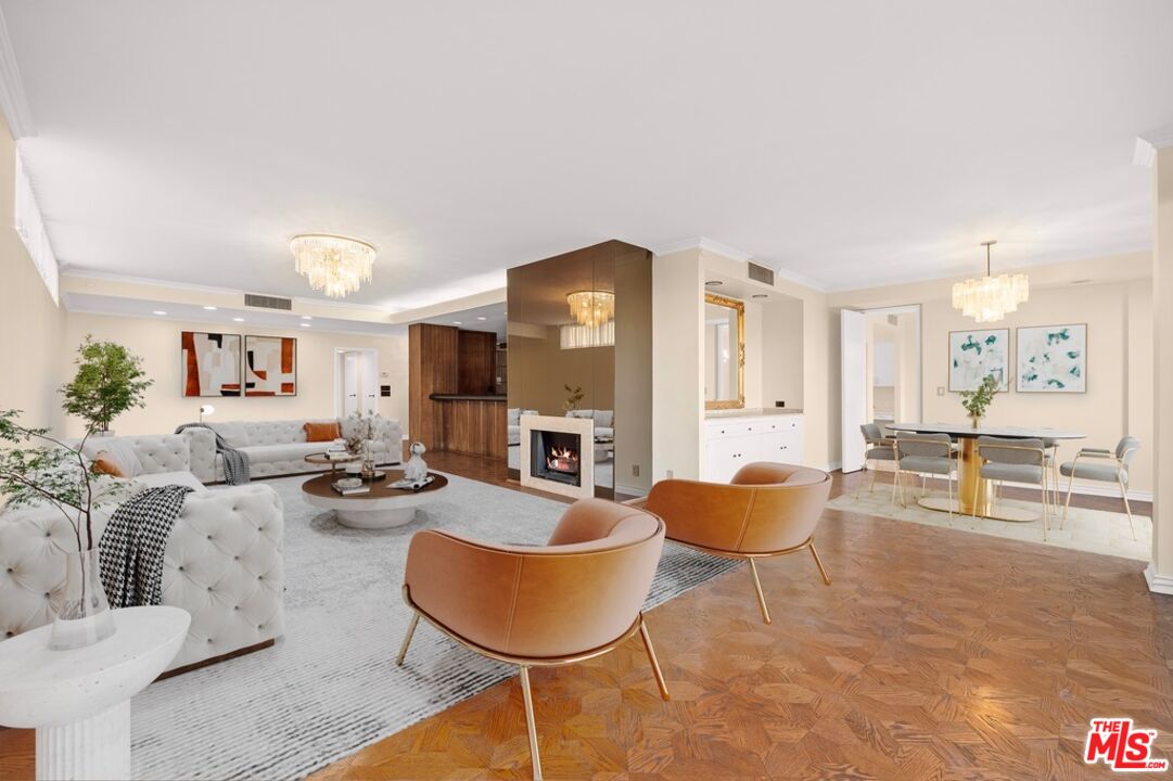325 N Oakhurst Dr Unit: 501