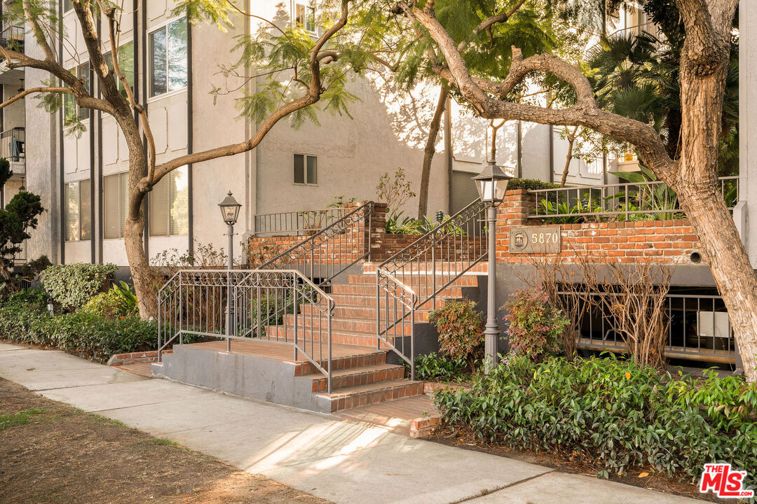5870 Green Valley Cir Unit: 111