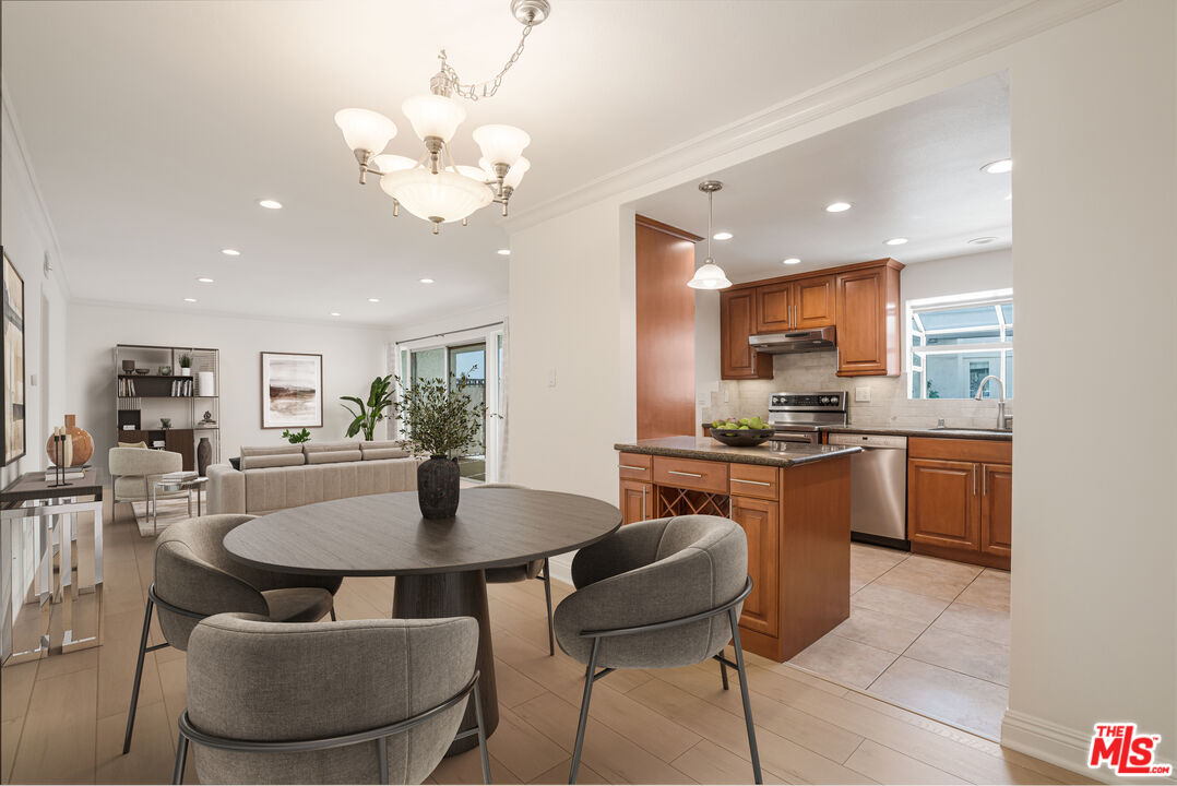 4950 Louise Ave Unit: 302
