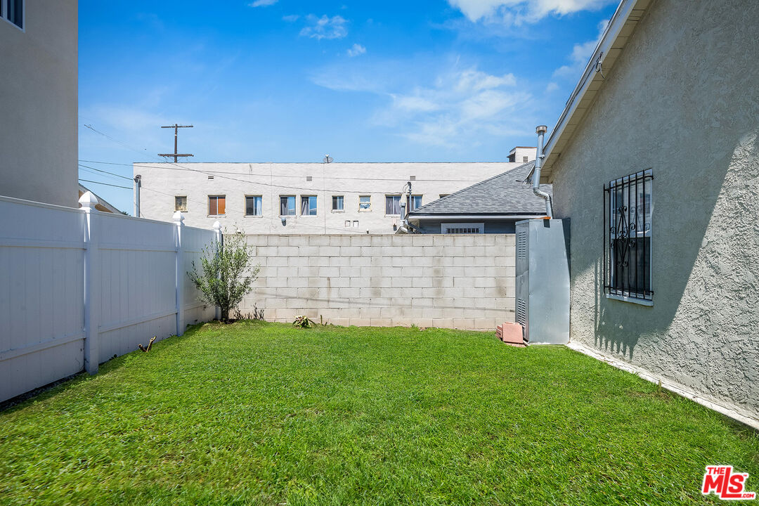 5315 11th Ave