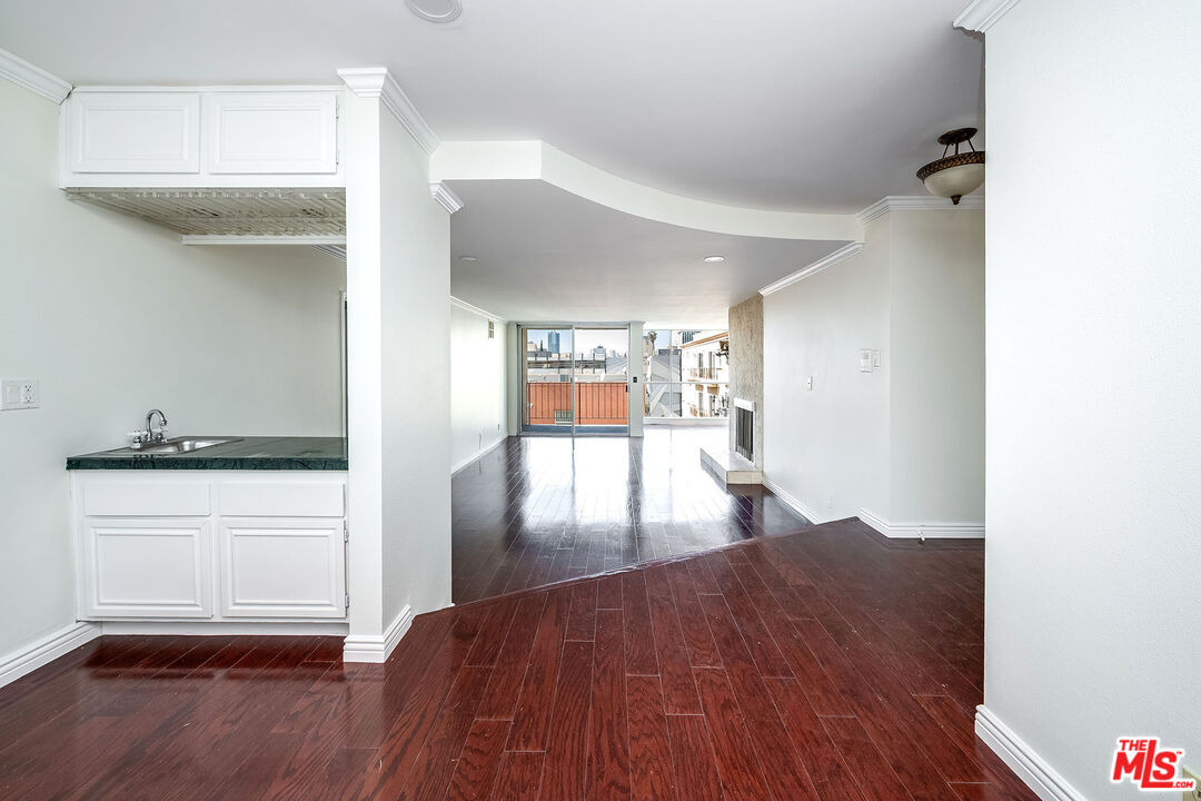 137 S Palm Dr Unit: 503